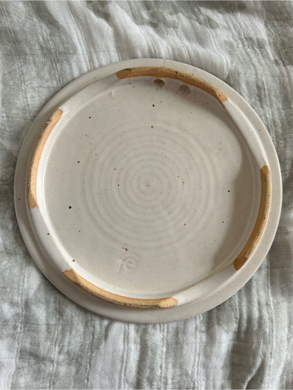 Pottery Trivet/Cheeseboard - Picture 2 of 2